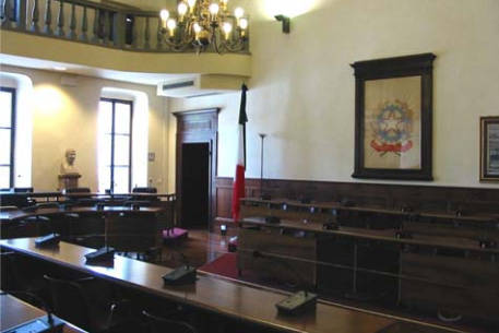 Sala Consiliare San Giovanni Lupatoto - basi microfoniche con prenotazione e moderazione